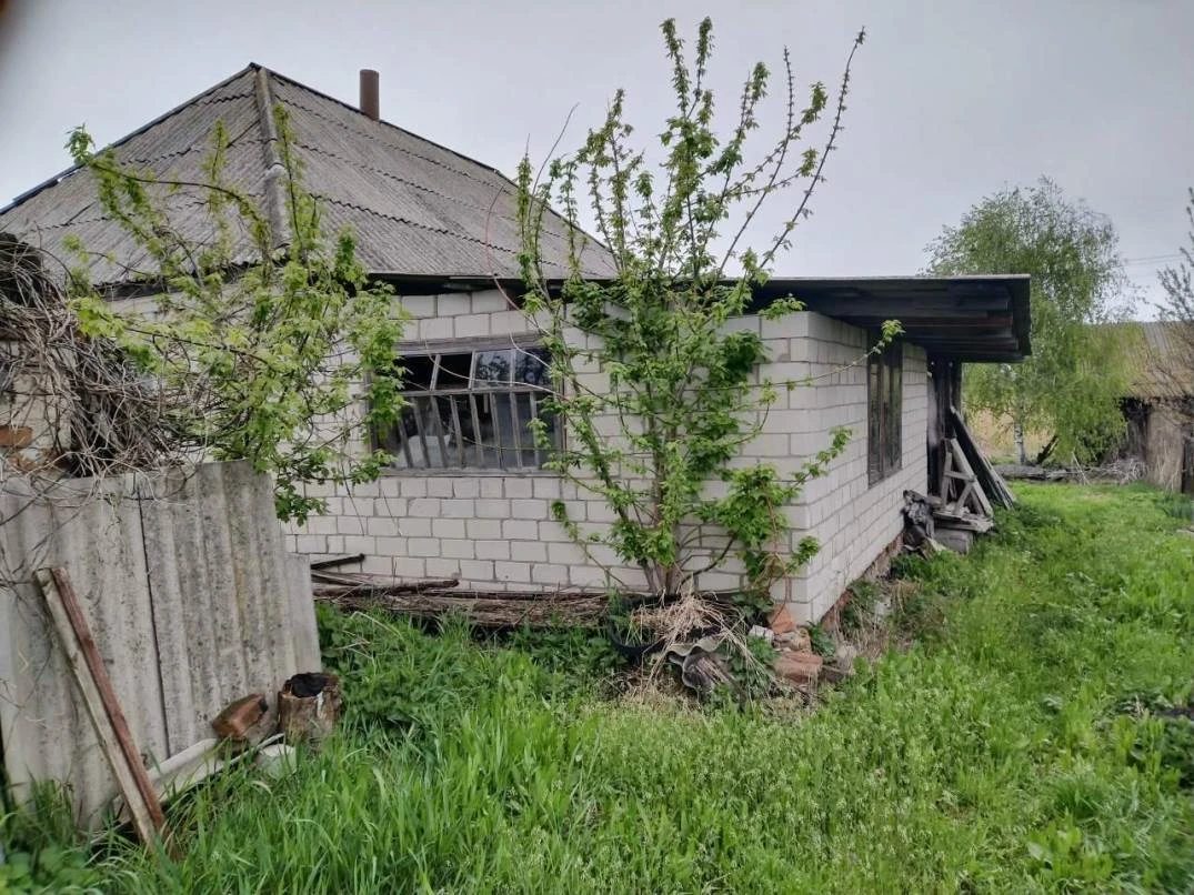 Будинок в селі Лецьки з ділянкою 60 сот