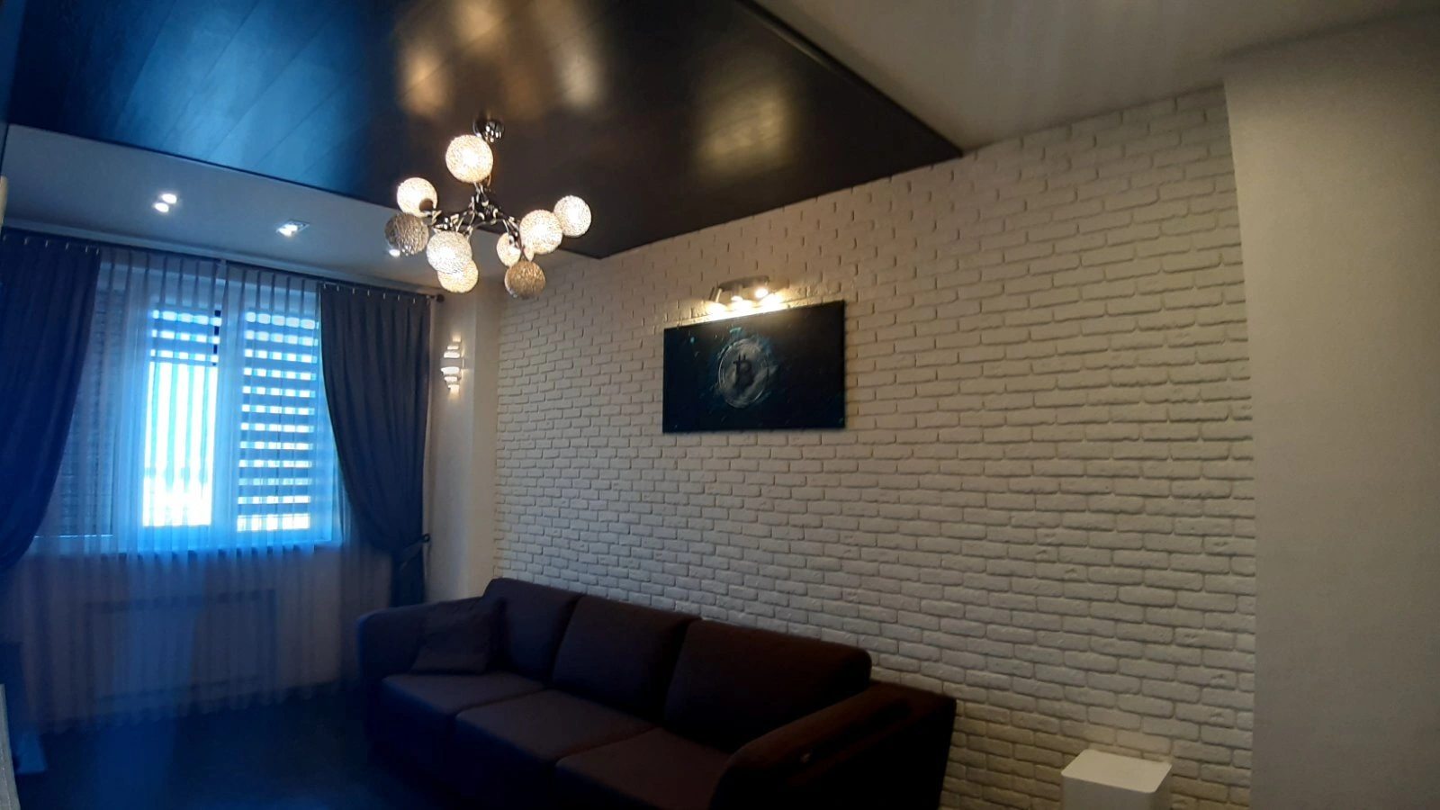 Продаж квартири. 1 room, 72 m², 13 floor/16 floors. 5, Королева Академика , Одеса. 