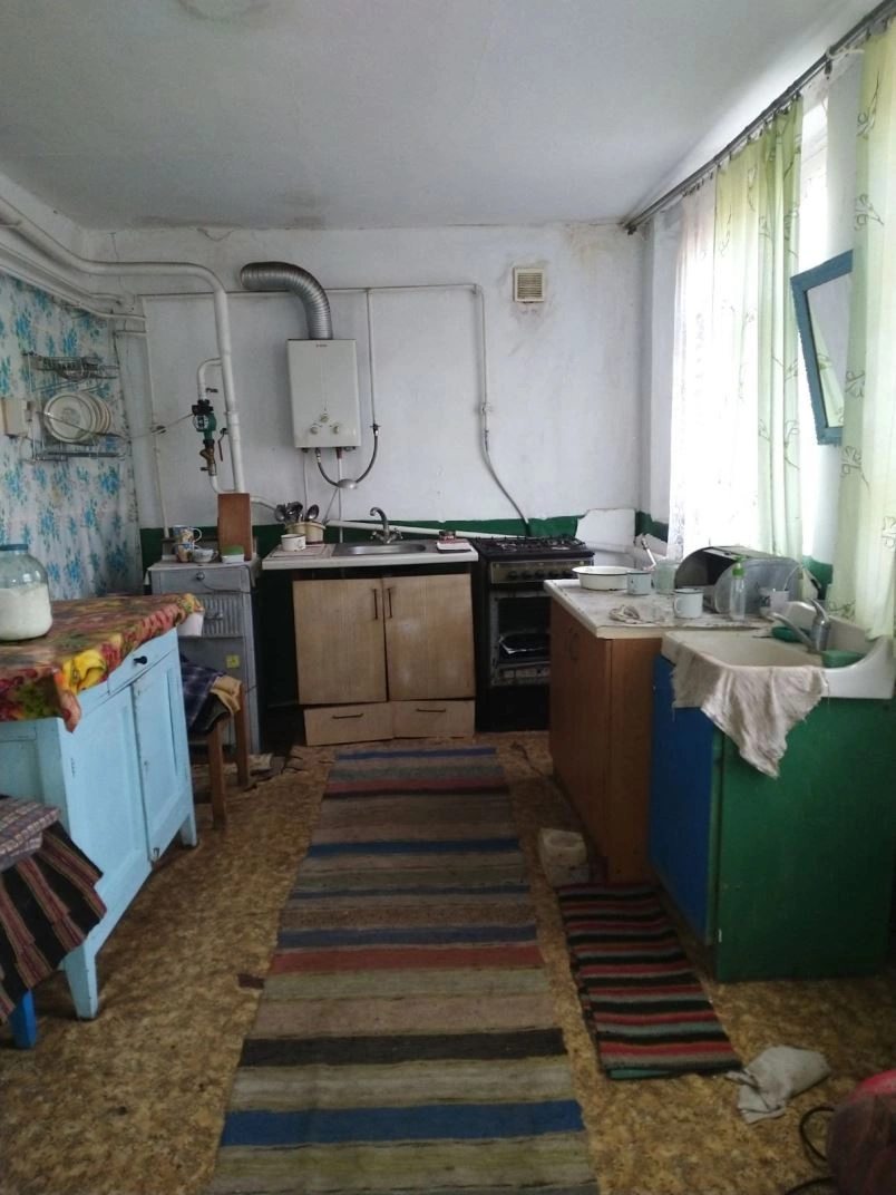 House for sale. 2 rooms, 73 m², 1 floor. Letsky. 