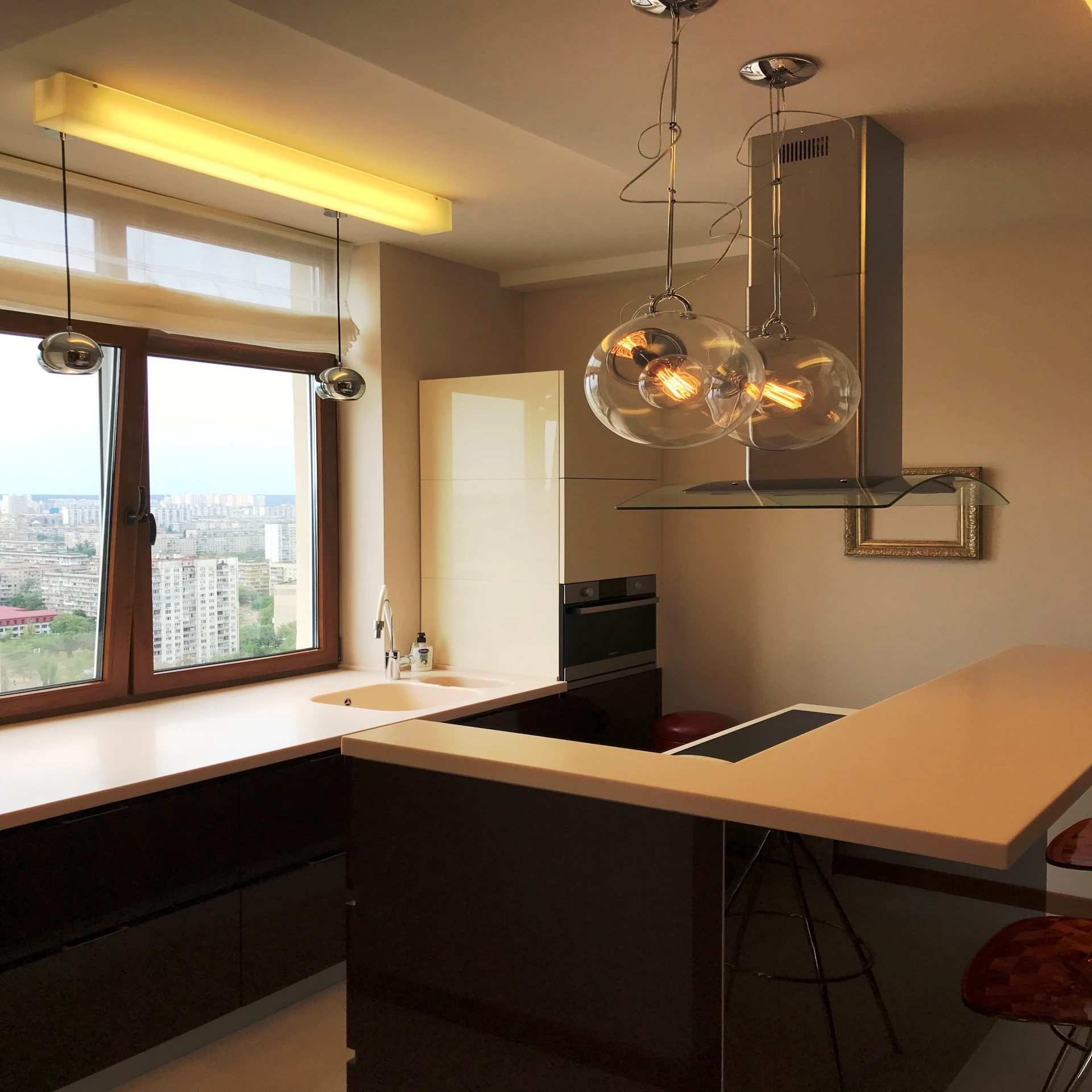 Apartments for sale. 4 rooms, 161 m², 22 floor/23 floors. 2, Volodymyra Ivasyuka, Kyiv. 