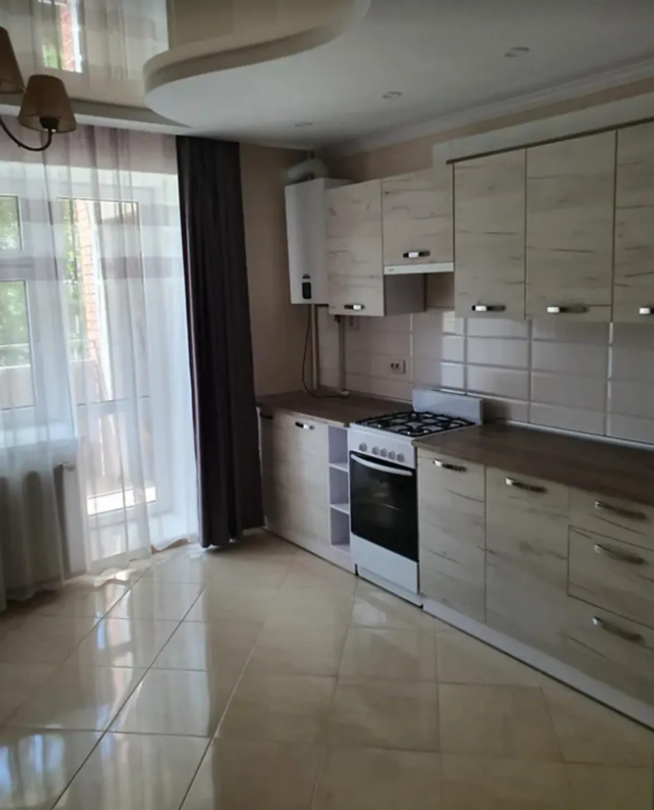 Apartment for rent. 1 room, 49 m², 2nd floor/10 floors. Druzhba, Ternopil. 
