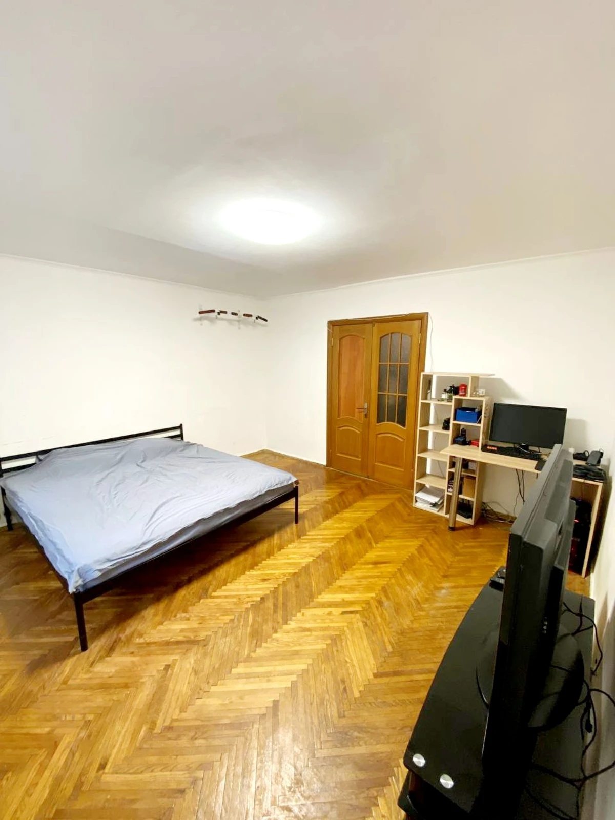 Apartments for sale. 2 rooms, 51 m², 3rd floor/9 floors. 106, Novopolova 106, Kyiv. 