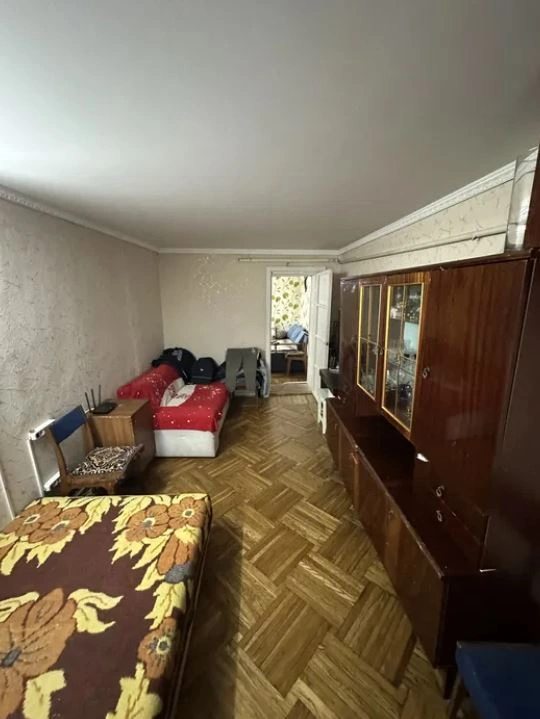 Продаж квартири 4 кімнати, 84 m², 3 пов./3 поверхи. 66, Екатерининская, Одеса. 