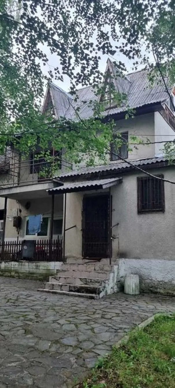 Продається дачний будинок в Мукачеві
