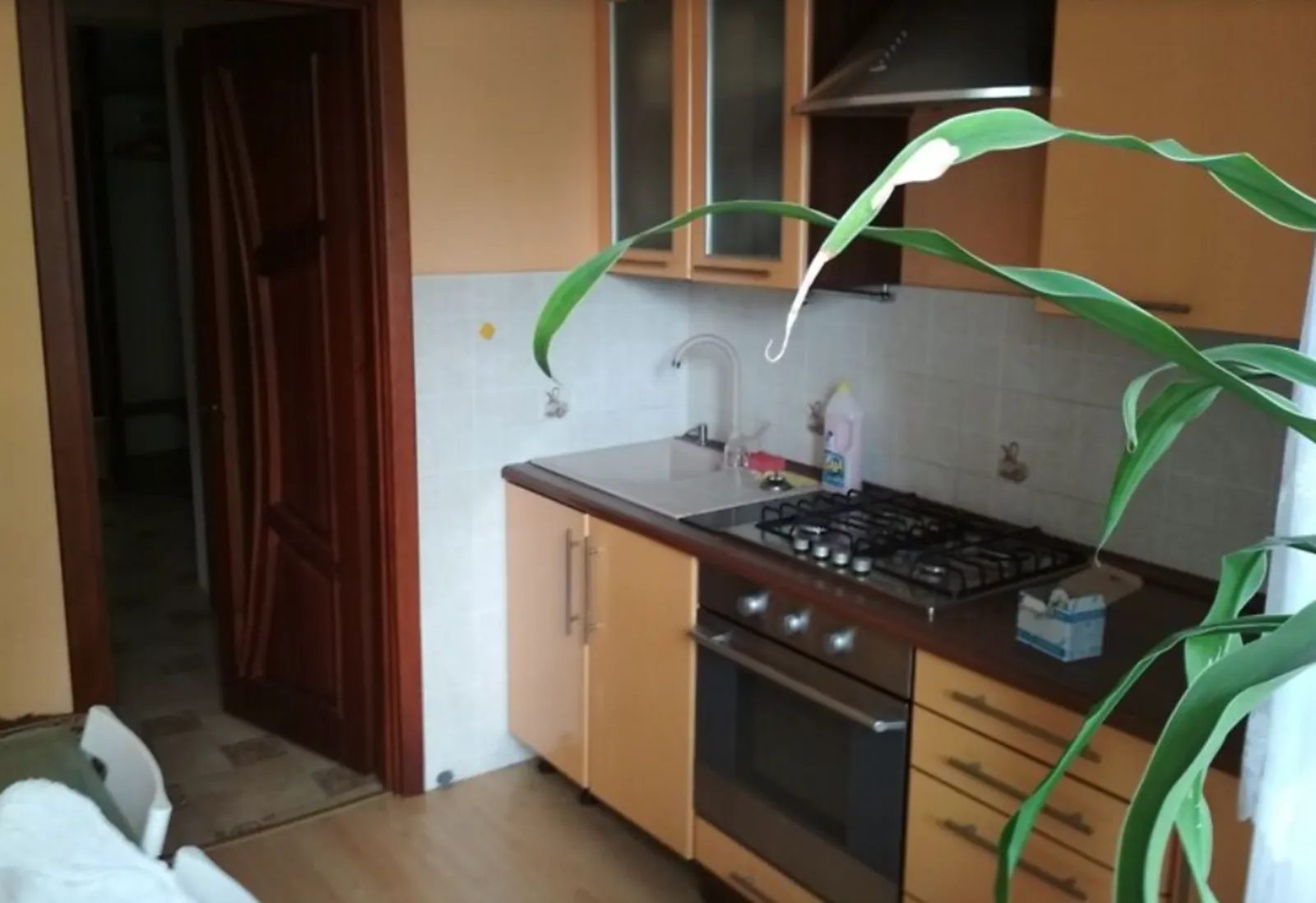Apartment for rent. 3 rooms, 64 m², 2nd floor/5 floors. Vostochnyy, Ternopil. 