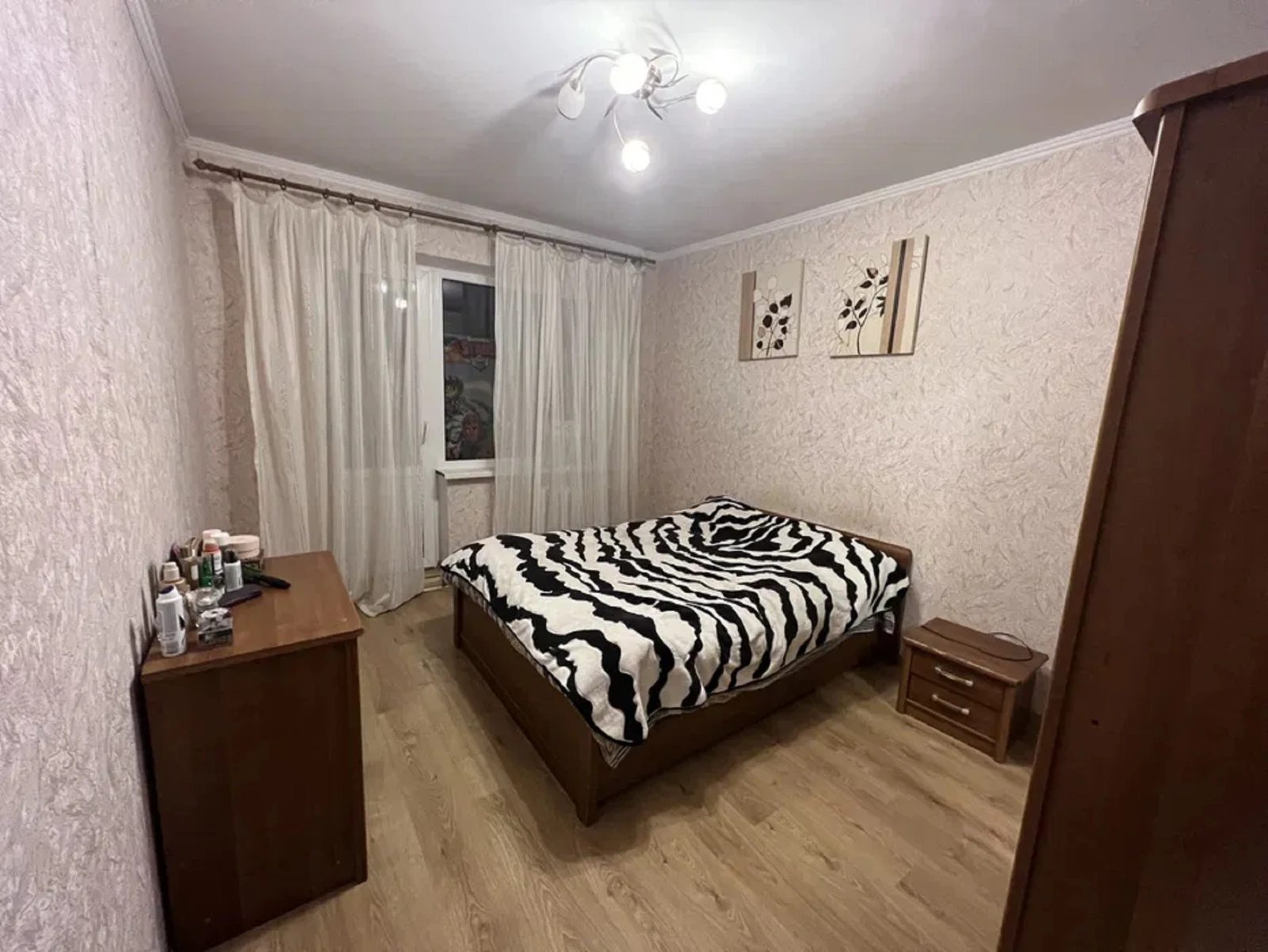 Продаж квартири 3 кімнати, 62 m², 9 пов./9 поверхів. 3, Глушко Академика пр., Одеса. 