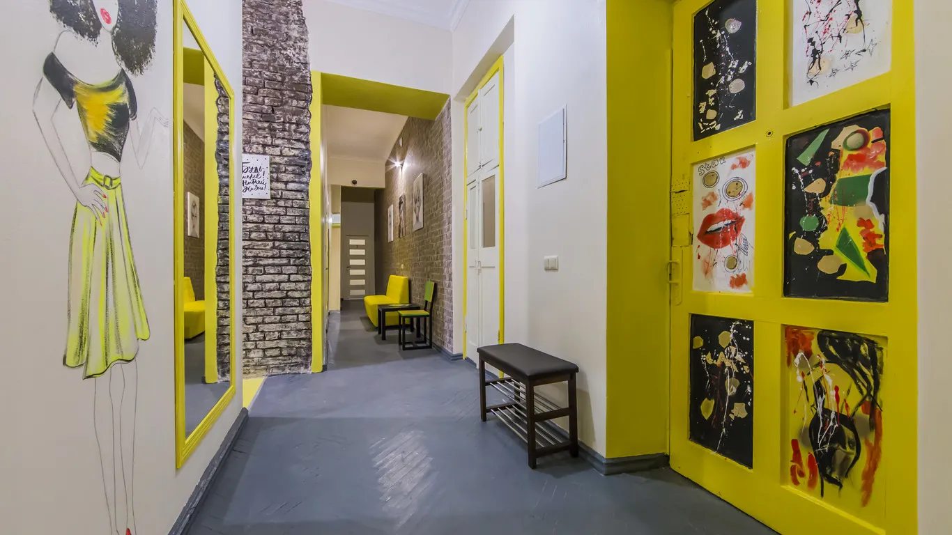 Shared room for rent. 6 rooms, 95 m². Kurska, Kyiv. 