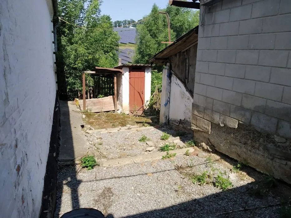 House for sale. 3 rooms, 60 m², 1 floor. Bohuslav. 