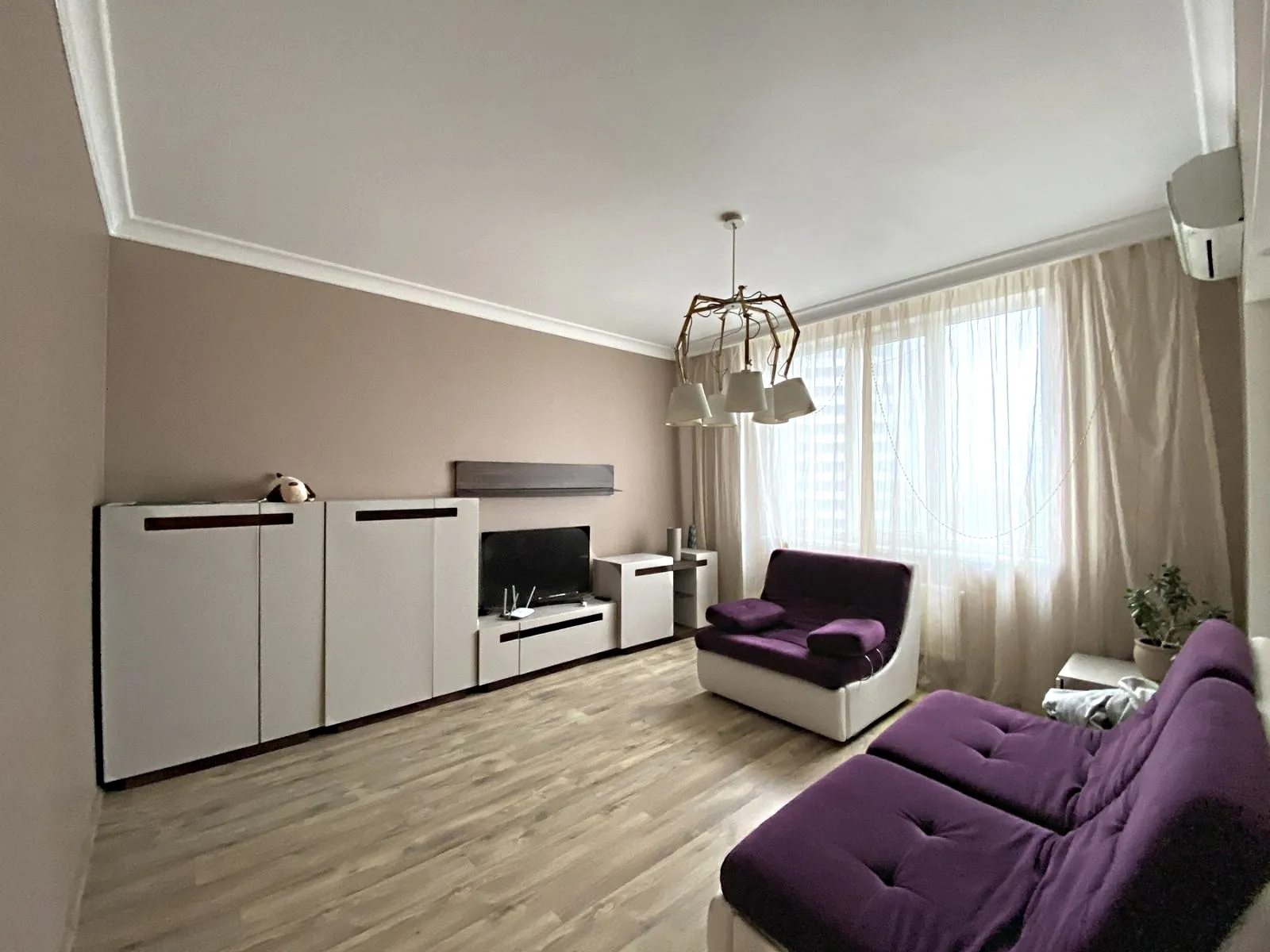 Apartment for rent. 2 rooms, 60 m², 8th floor/24 floors. 55, Lyustdorfskaya Doroha , Odesa. 
