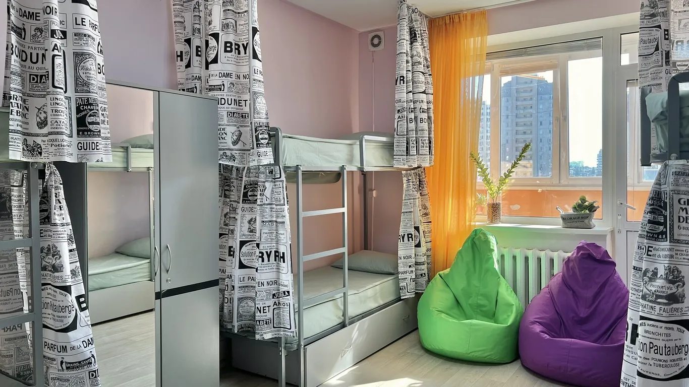 Сдается место в комнате. 5 rooms, 95 m². Саперно-Слободская, Киев. 