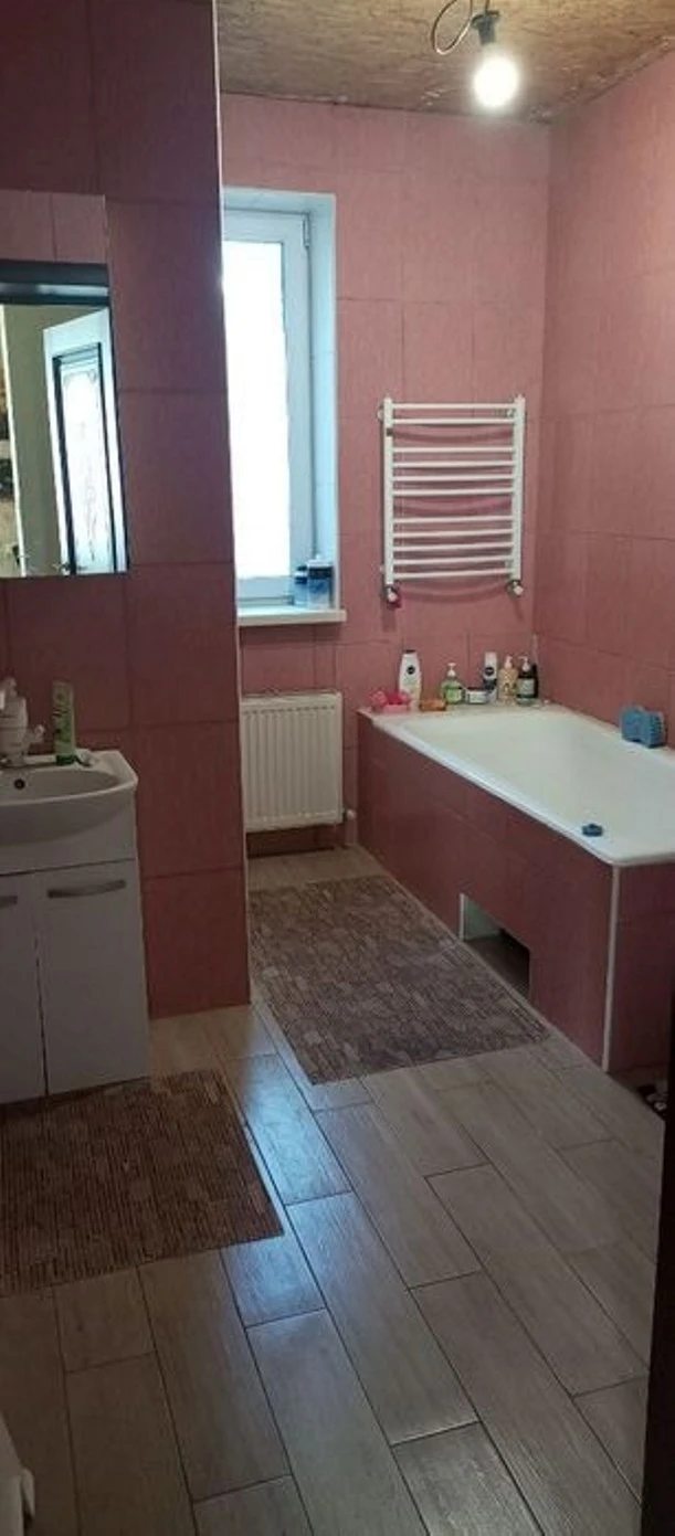 Продажа дома. 4 rooms, 127 m², 1 floor. Панфили. 