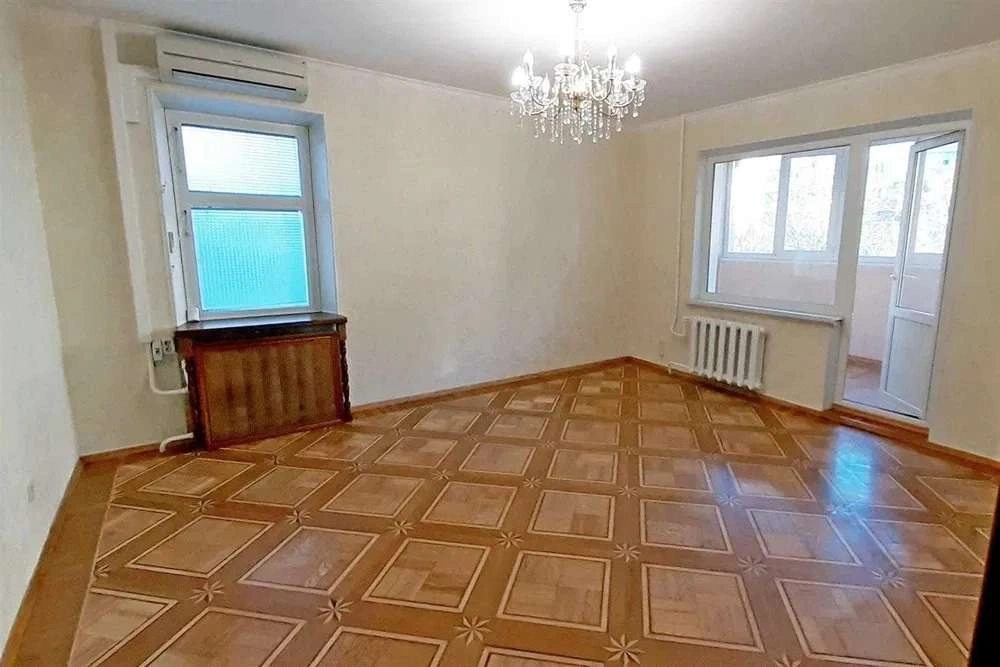 Продаж квартири. 4 rooms, 85 m², 3rd floor/16 floors. 83, Королёва, Одеса. 