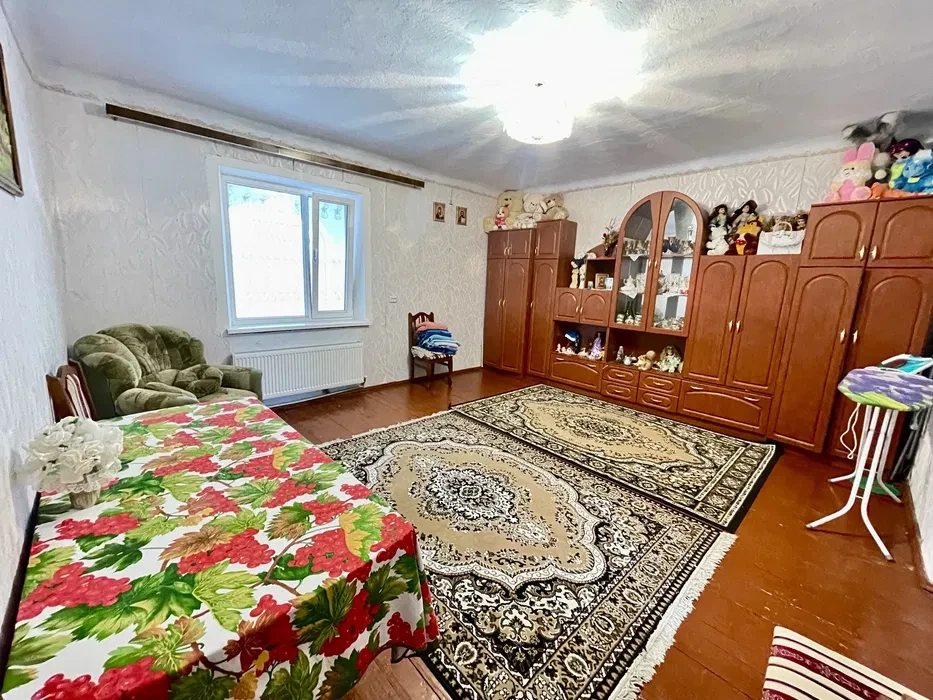 House for sale. 4 rooms, 200 m², 2 floors. Naberezhna, Dunayivtsi. 