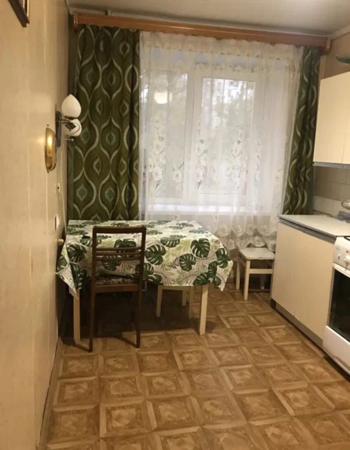 Продаж квартири. 4 rooms, 81 m², 2nd floor/9 floors. 6, Ильфа и Петрова , Одеса. 