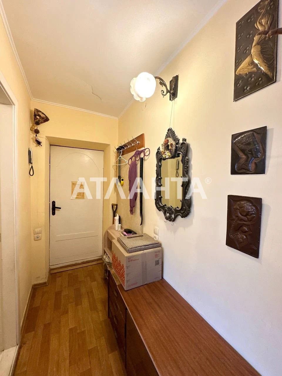 Apartments for sale. 2 rooms, 45 m², 3rd floor/5 floors. 55, Sehedska, Odesa. 