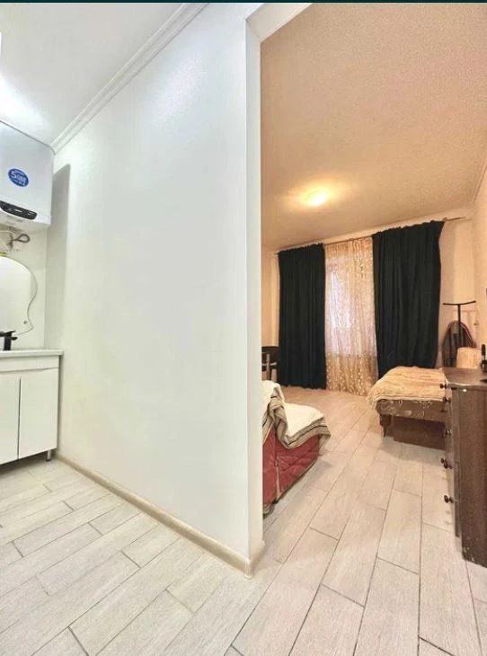 Продаж квартири. 1 room, 32 m², 1st floor/5 floors. 13, Водопроводная, Одеса. 