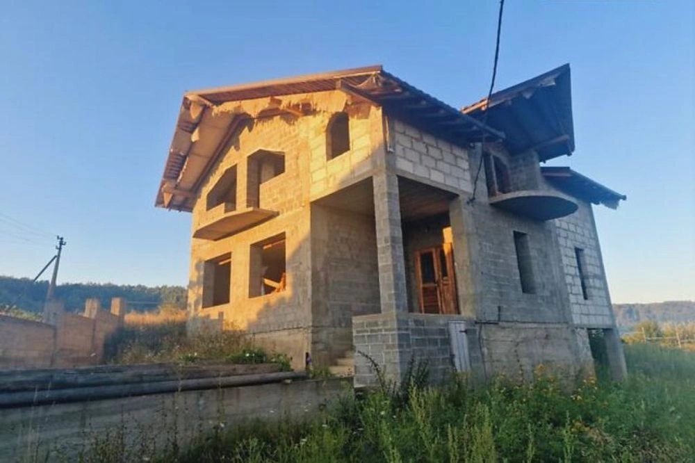 House for sale. 4 rooms, 165 m², 2 floors. Orikhovytsya. 