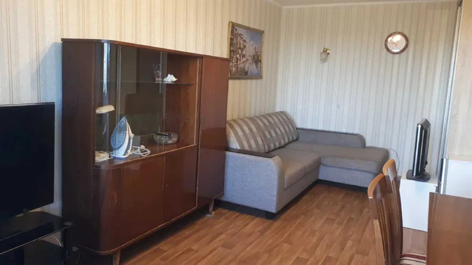 Продаж квартири. 2 rooms, 45 m², 8th floor/9 floors. 41, Небесной Сотни проспект (Маршала Жукова), Одеса. 