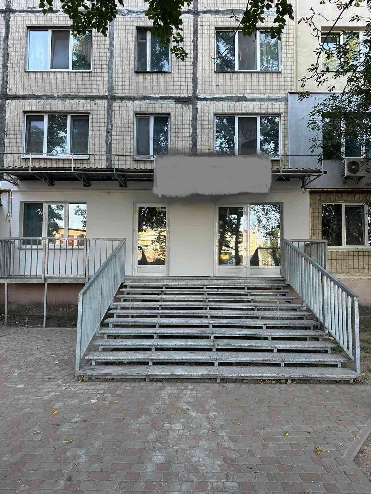 Rent. 1 room, 64 m², 1st floor/9 floors. 2, Tuluzy 2, Kyiv. 