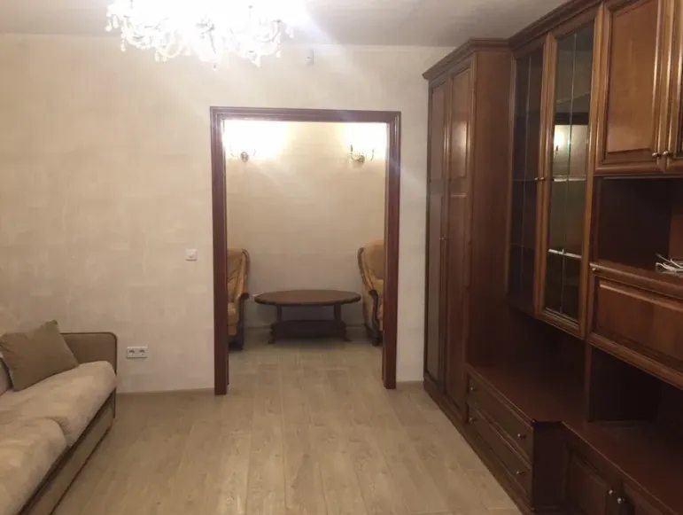 Сдам квартиру. 2 rooms, 66 m², 6th floor/11 floors. Дарницкий район, Киев. 
