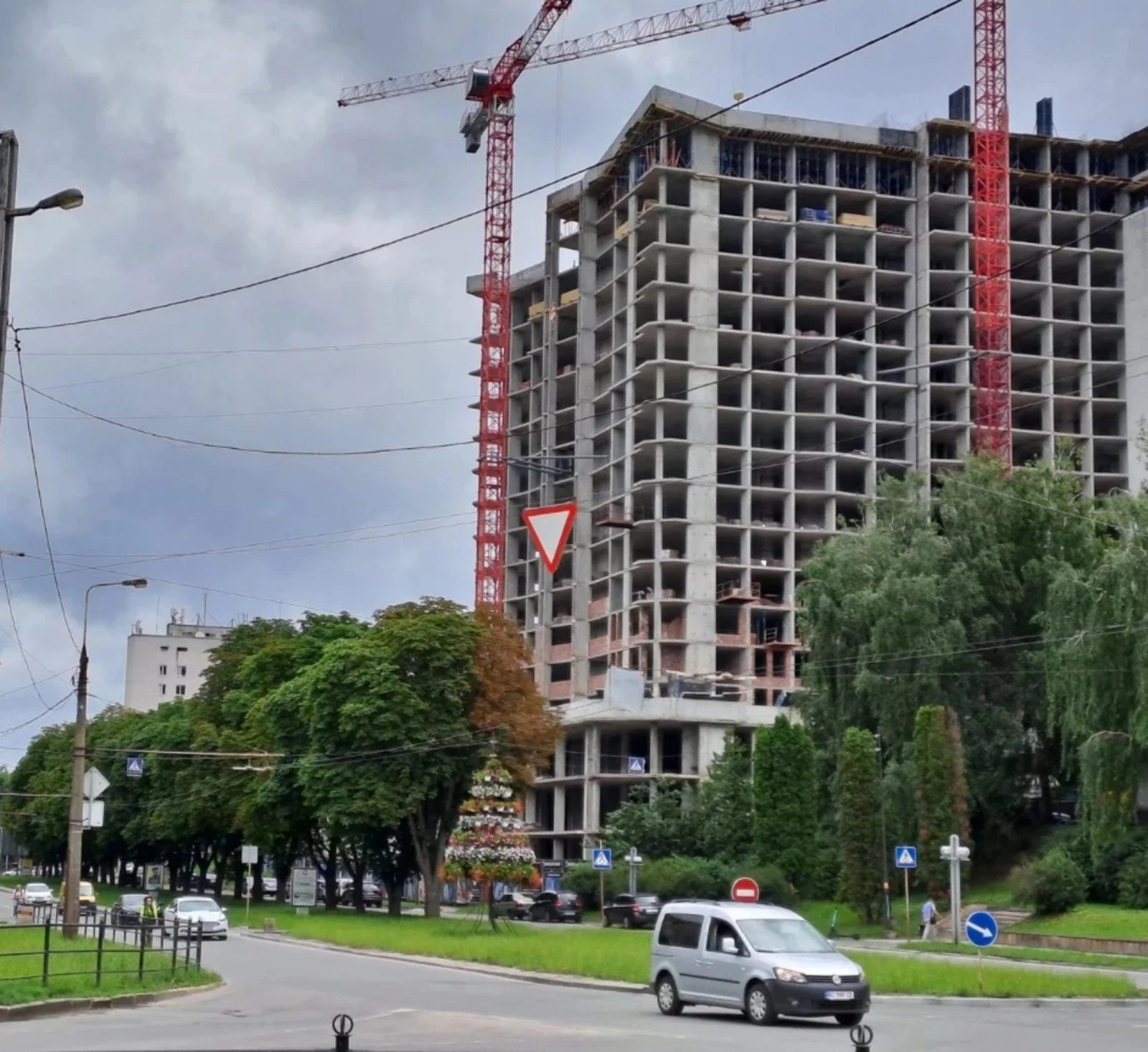 Продаж квартири 2 кімнати, 67 m², 6 пов./12 поверхів. Центр, Тернопіль. 