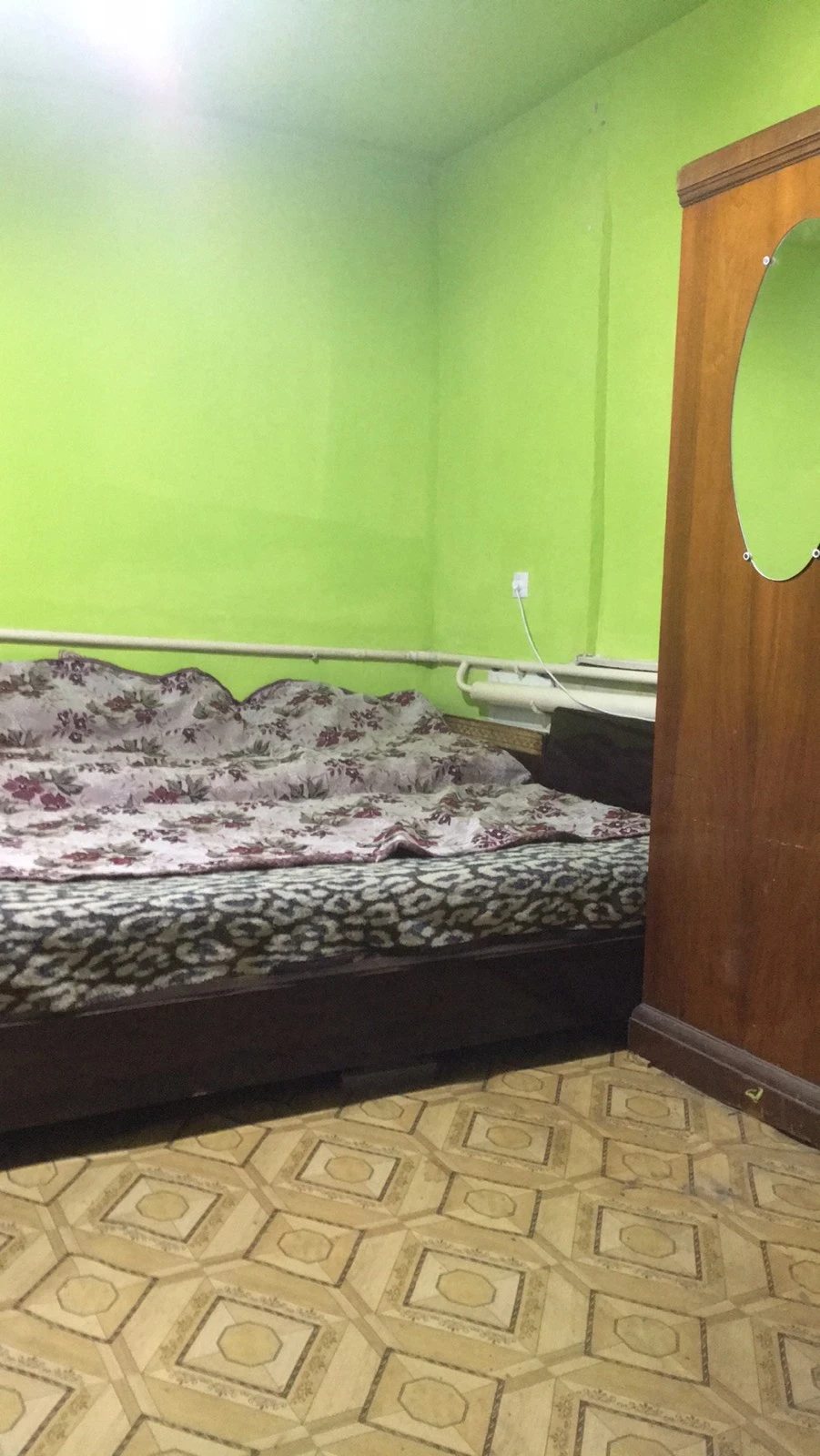 Room for rent for a long time. 1 room, 80 m², 1st floor/1 floor. 34, Sumskaya, Kyev. 