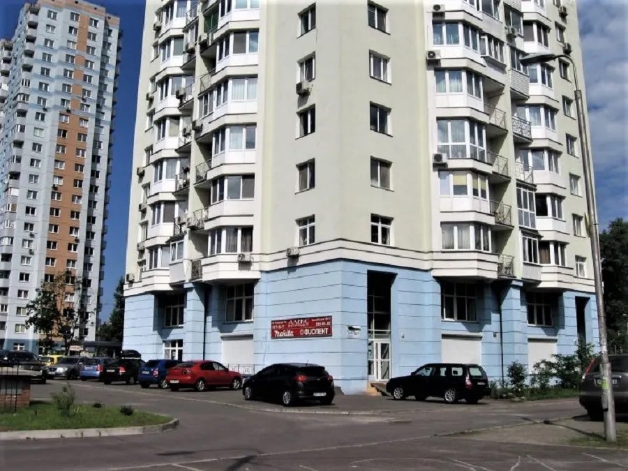 Office for rent. 4 rooms, 177 m², 2nd floor/16 floors. Krakovskaya 1517, Kyiv. 
