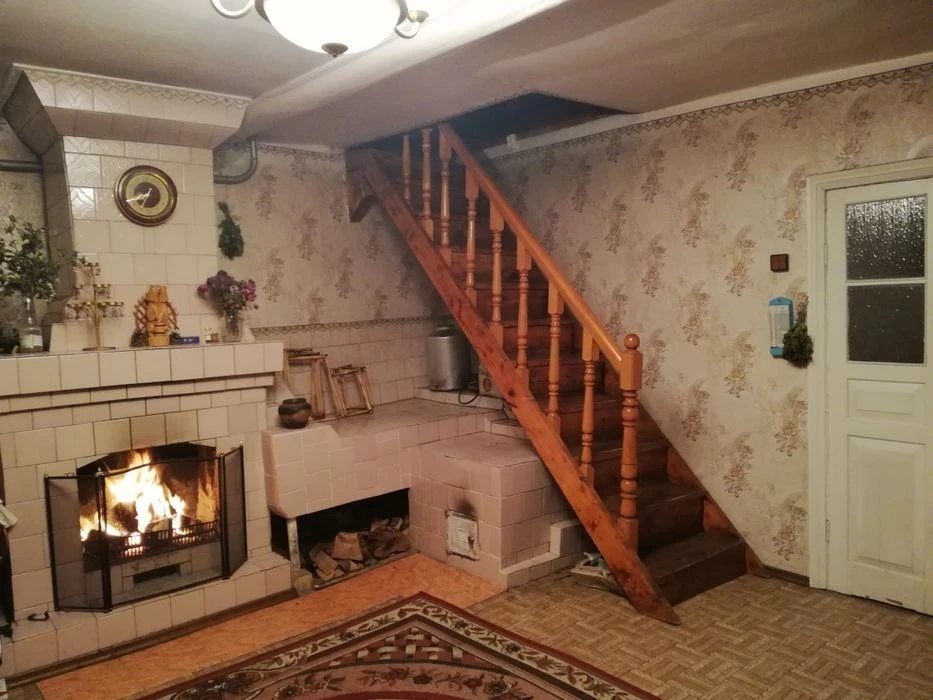 House for sale. 4 rooms, 74 m², 2 floors. Vakhutyntsi. 