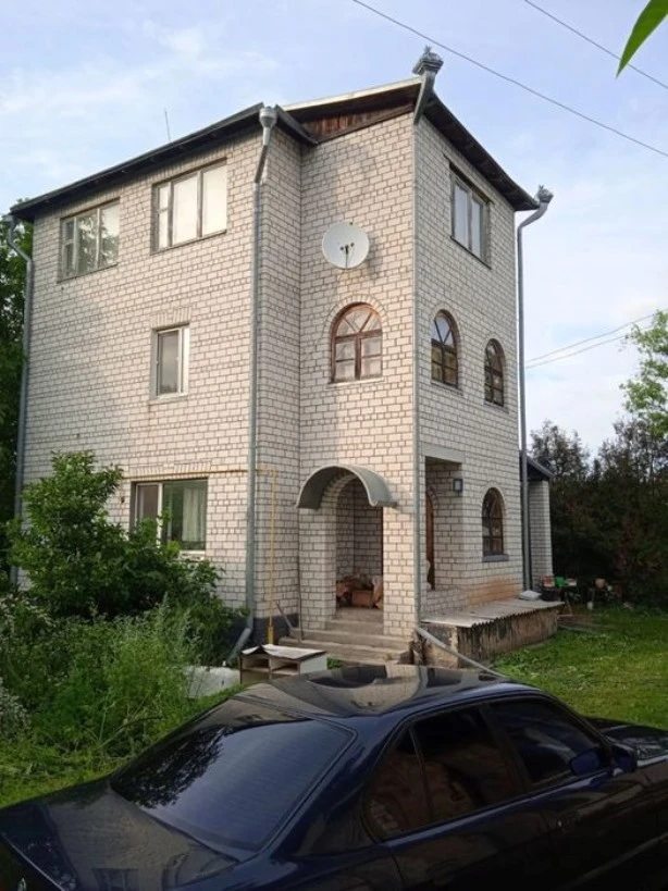 House for sale. 5 rooms, 144 m², 3 floors. Kozychanka. 