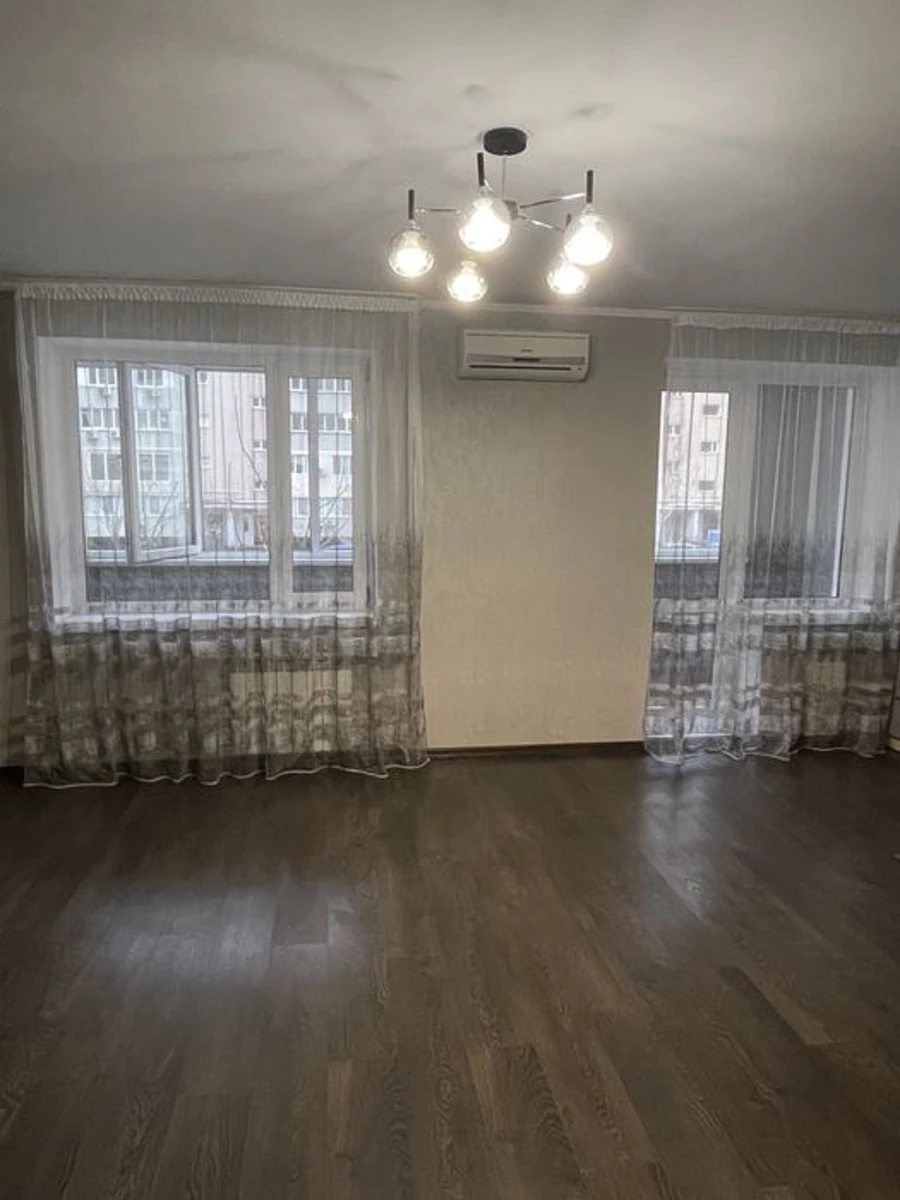 Продаж квартири. 2 rooms, 57 m², 2nd floor/10 floors. 59, Вильямса Академика ул., Одеса. 