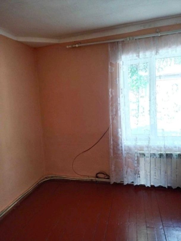 House for sale. 2 rooms, 89 m², 1 floor. Velykyy Bereznyy. 