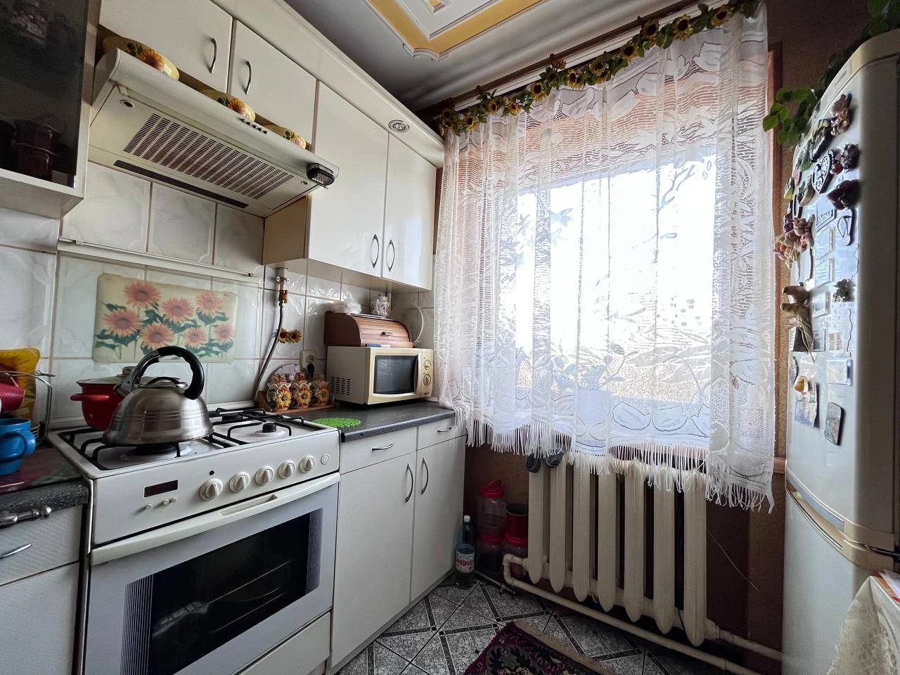 Apartments for sale. 2 rooms, 46 m², 5th floor/5 floors. 7, Syhnivka, Lviv. 