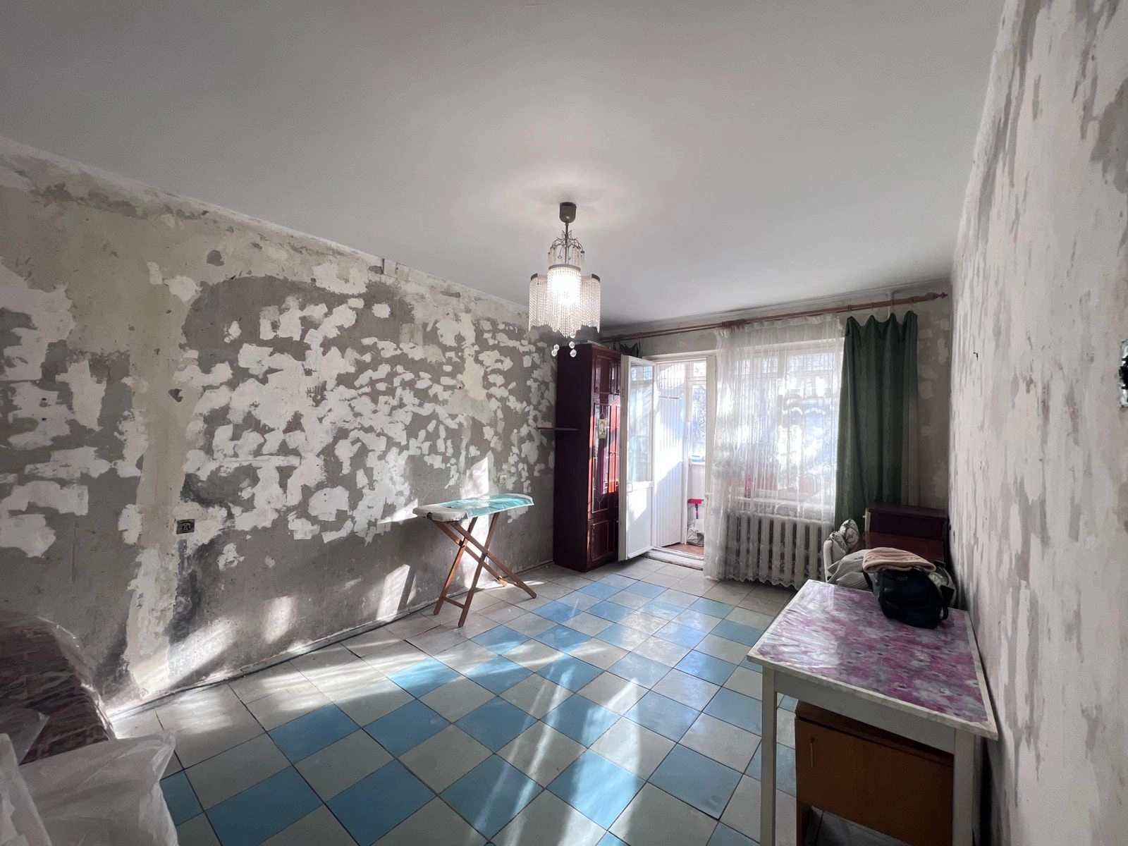 Apartments for sale. 1 room, 34 m², 4th floor/9 floors. 72, Vylyamsa Akademyka ul., Odesa. 