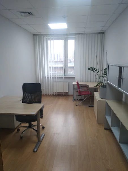 Office for rent. 1 room, 370 m². 5, Beresteyskyy prospekt, Kyiv. 