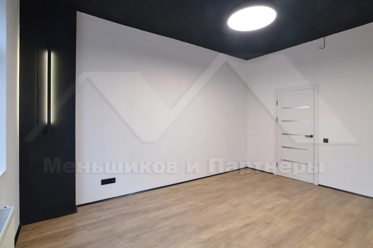 Office for sale. 4 rooms, 142 m², 4th floor/13 floors. 103, Antonovycha Volodymyra 103, Kyiv. 