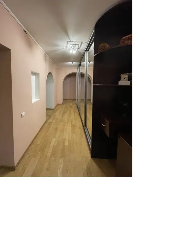 Сдам квартиру. 3 rooms, 100 m², 3rd floor/16 floors. 24, Григоренко Петра 24, Киев. 