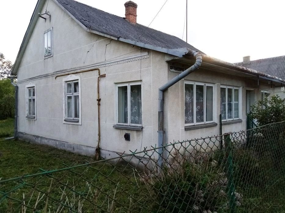 House for sale. 3 rooms, 72 m². Yavoriv. 