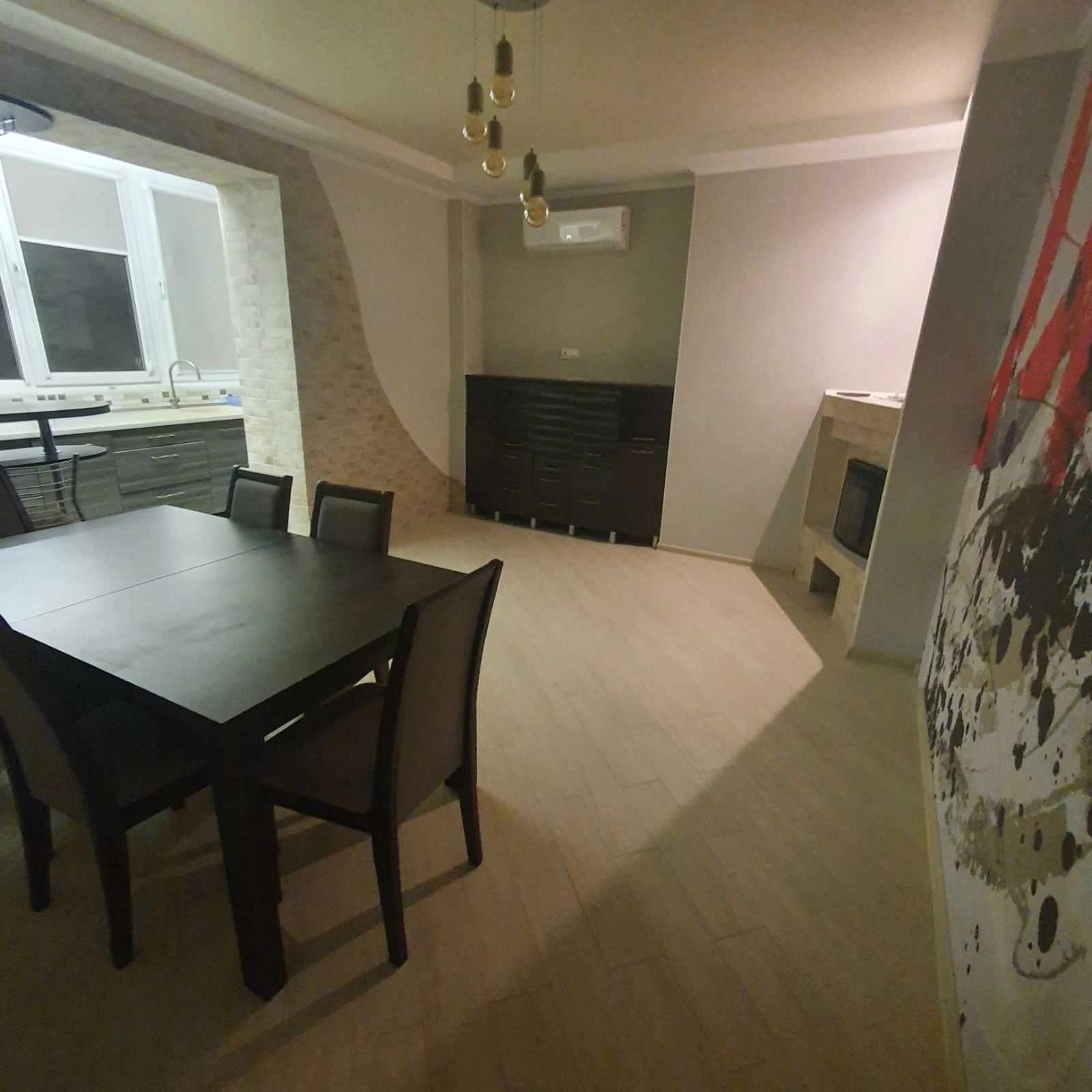 Apartments for sale. 3 rooms, 89 m², 9th floor/14 floors. 162, Kostandy ul., Odesa. 