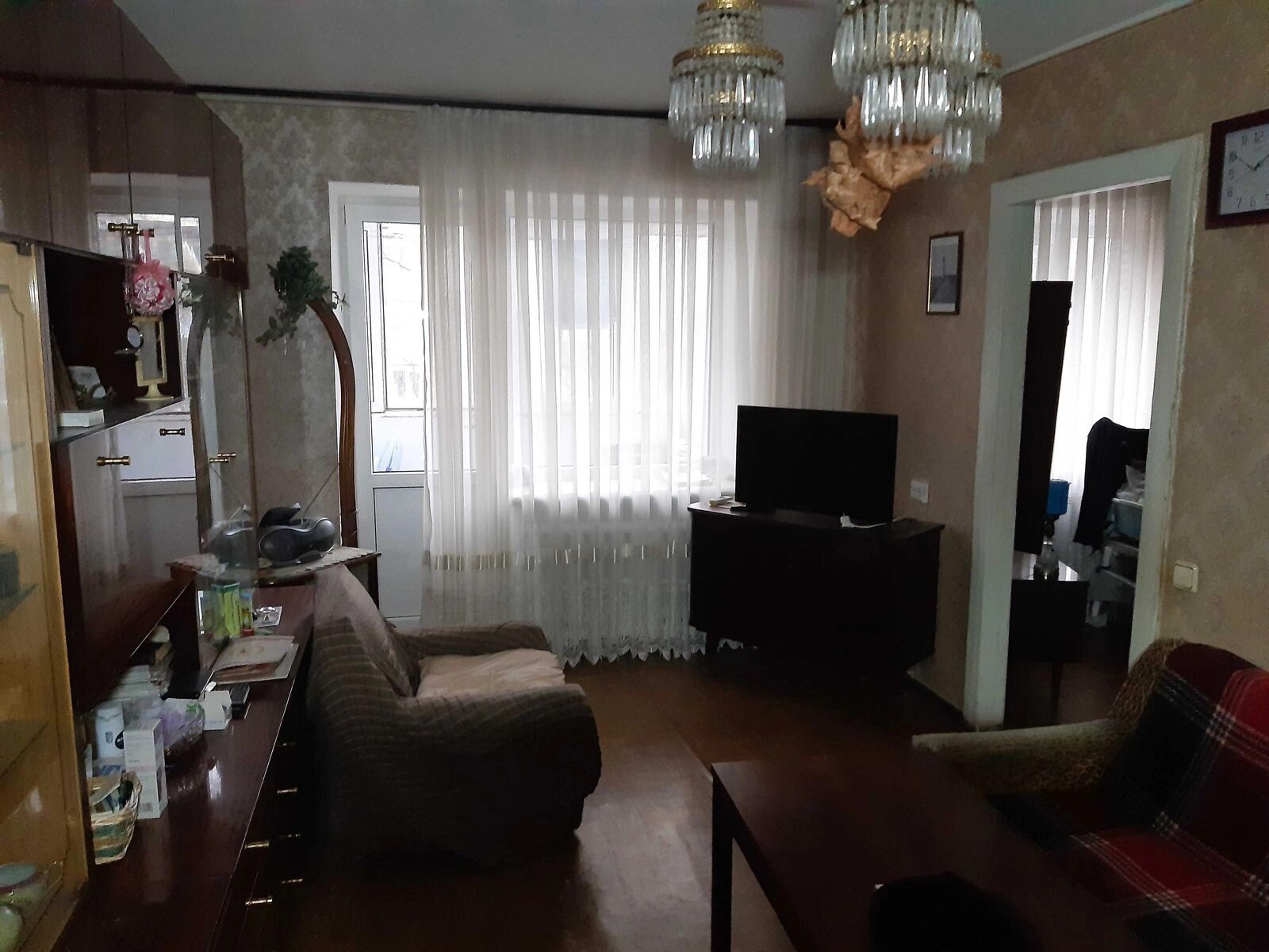 Apartments for sale. 3 rooms, 62 m², 3rd floor/5 floors. Petrova Henerala ul., Odesa. 