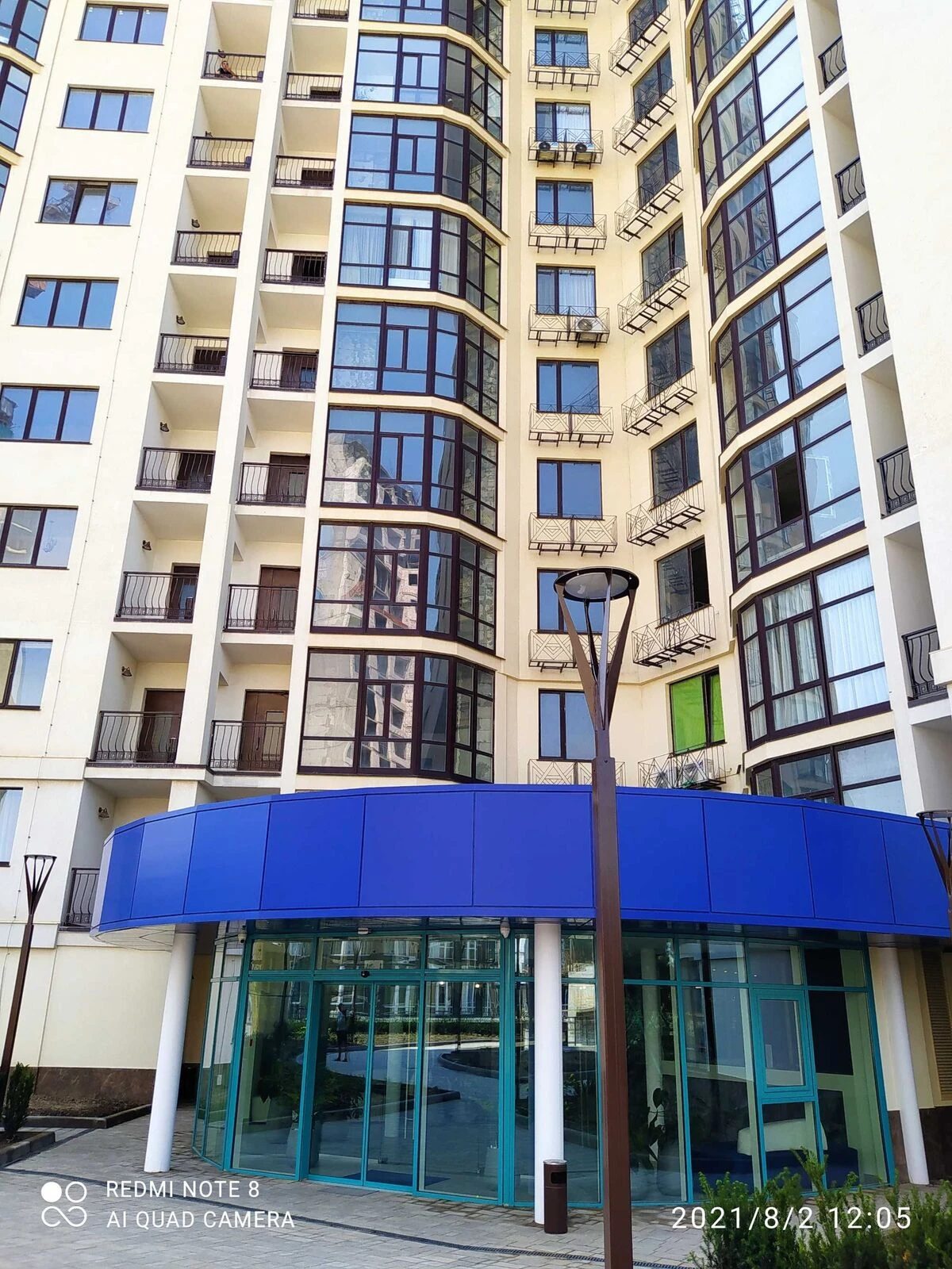 Apartments for sale. 3 rooms, 84 m², 10th floor/22 floors. 118, Fontanskaya Doroha , Odesa. 