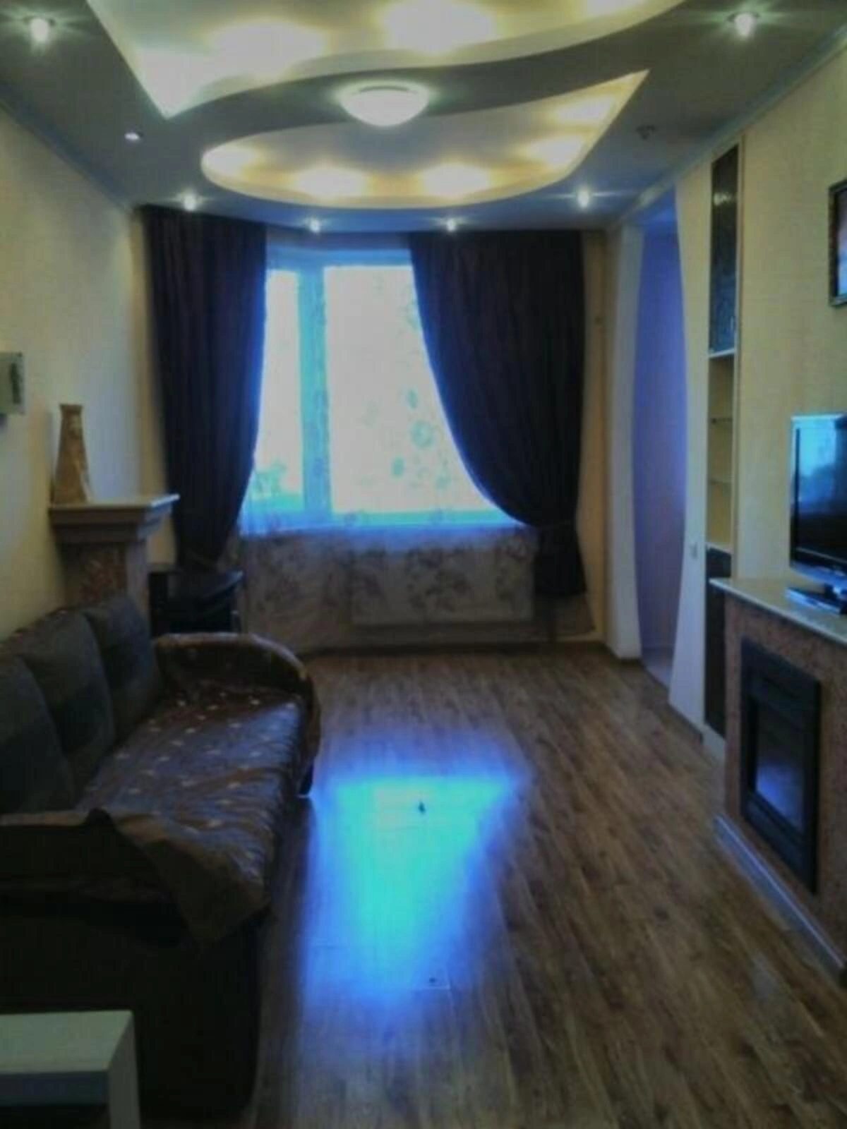 Apartments for sale. 1 room, 36 m², 2nd floor/24 floors. 19, Srednefontanskaya ul., Odesa. 
