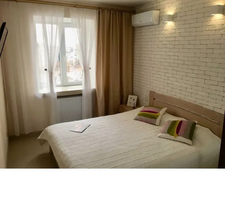 Сдам квартиру. 2 rooms, 50 m². 3, Вул. Верхня, Киев. 