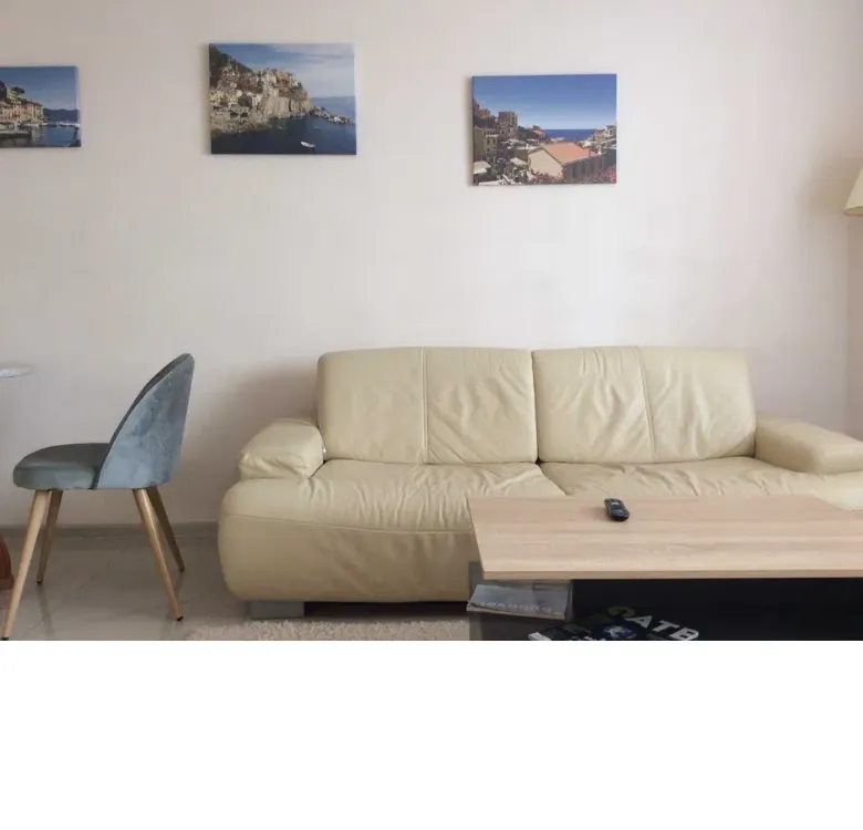 Apartment for rent. 2 rooms, 50 m². 3, Vul. Verkhnya, Kyiv. 