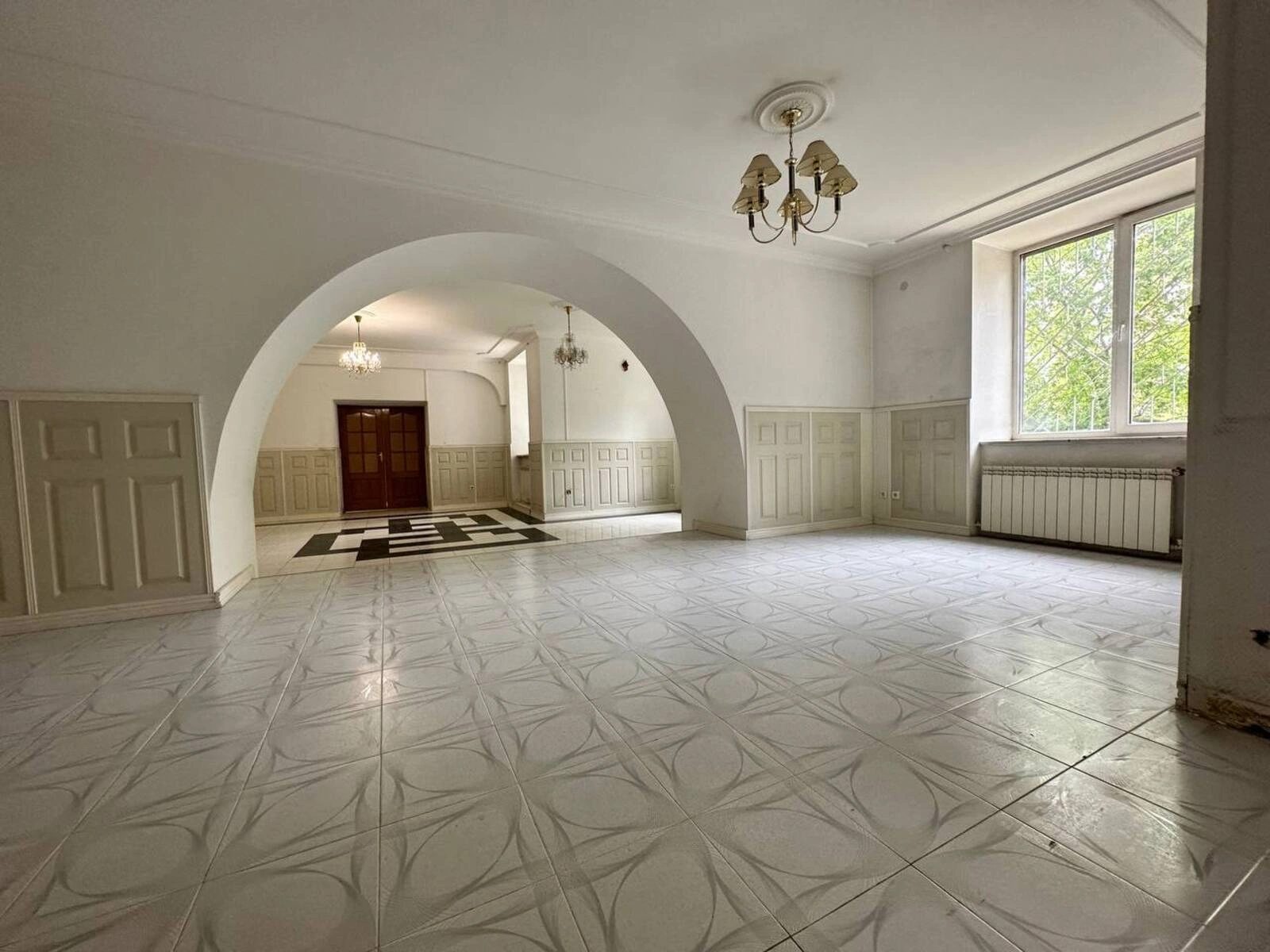 Office for sale. 5 rooms, 206 m², 1st floor/10 floors. 14, Prospekt Lobanovskoho, Kyiv. 