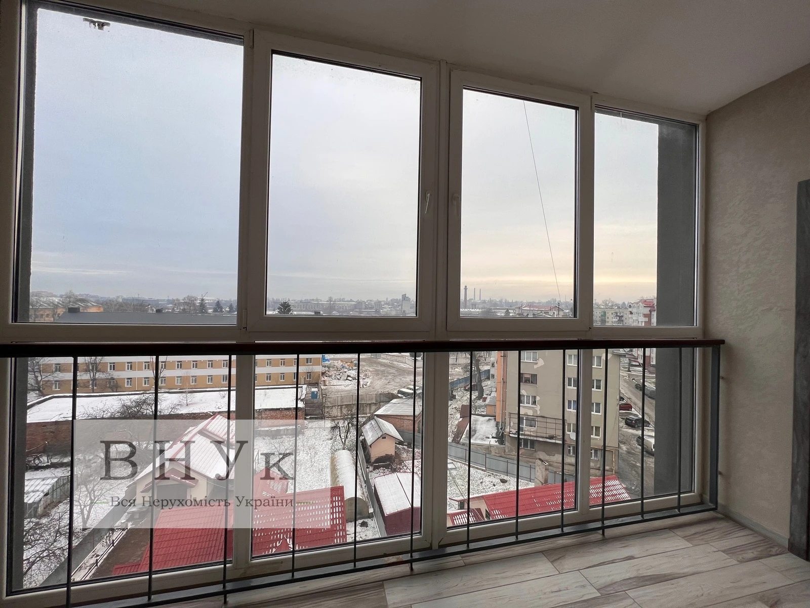 Apartments for sale. 2 rooms, 58 m², 7th floor/10 floors. Zbarazka vul., Ternopil. 