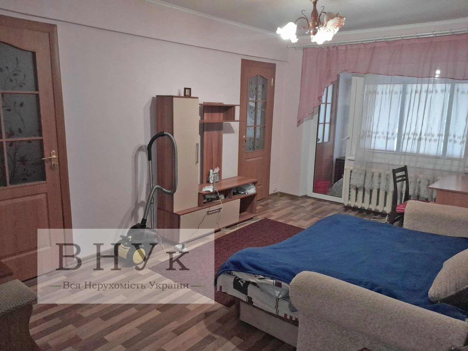 Продаж квартири. 2 rooms, 52 m², 1st floor/5 floors. Галицького Д. б-р, Тернопіль. 