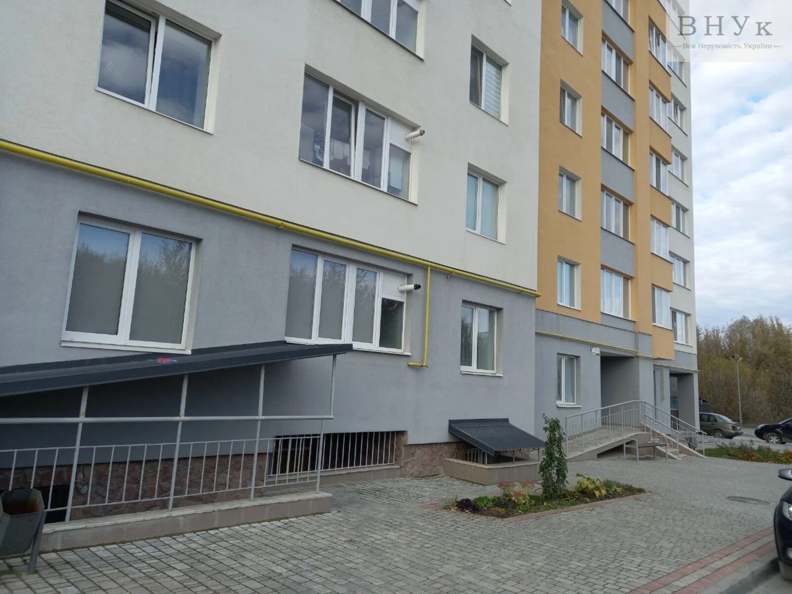 Продаж квартири. 2 rooms, 86 m², 9th floor/10 floors. Микулинецька вул., Тернопіль. 