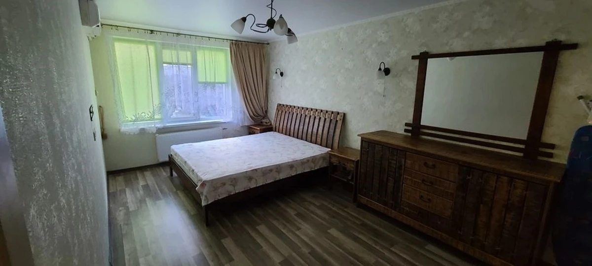 Apartments for sale. 58 m², 4th floor/10 floors. 41, Aleksandra Nevskoho ul., Odesa. 
