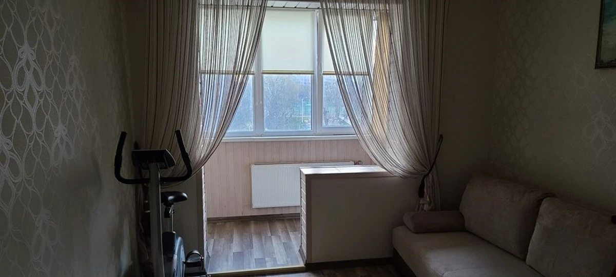 Apartments for sale. 58 m², 4th floor/10 floors. 41, Aleksandra Nevskoho ul., Odesa. 