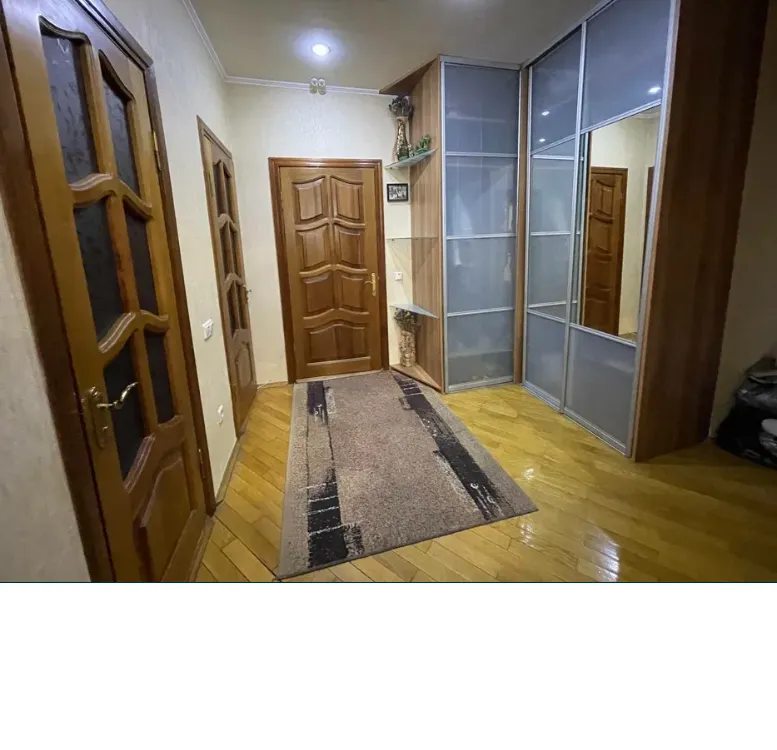 Сдам квартиру. 2 rooms, 78 m², 15 floor/18 floors. 7, Проспект Бажана, Киев. 